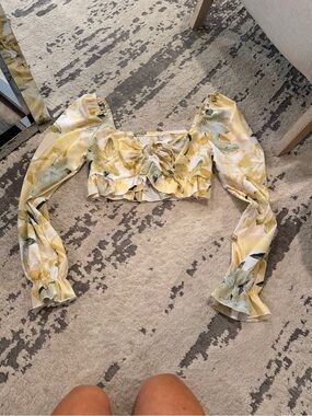 SHEIN Yellow Floral Puff-Sleeve Tie-Front Crop Top